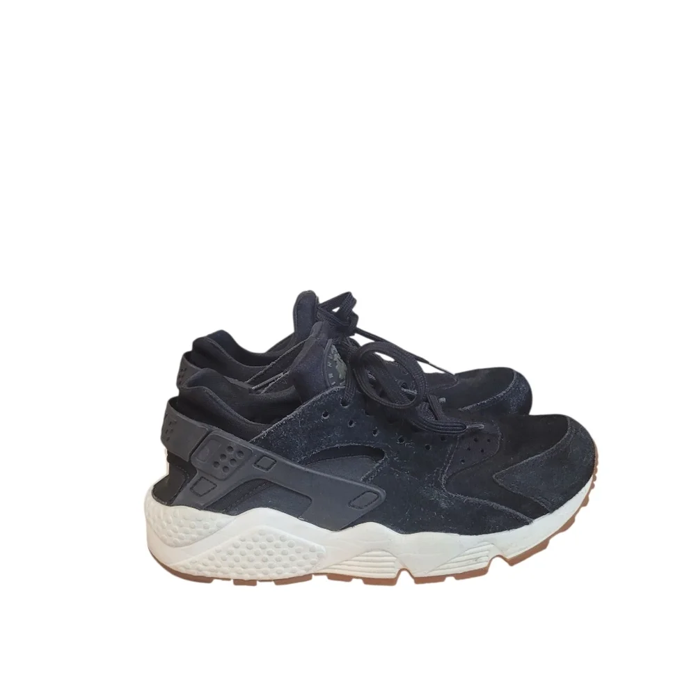 Nike Air Huarache Run Premium Black Gum Sole Women's Size 6.5 Suade Sneakers - Picture 2 of 6